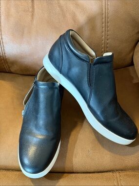 Life Stride Black Leather Slip-On Ankle Booties with White Sole